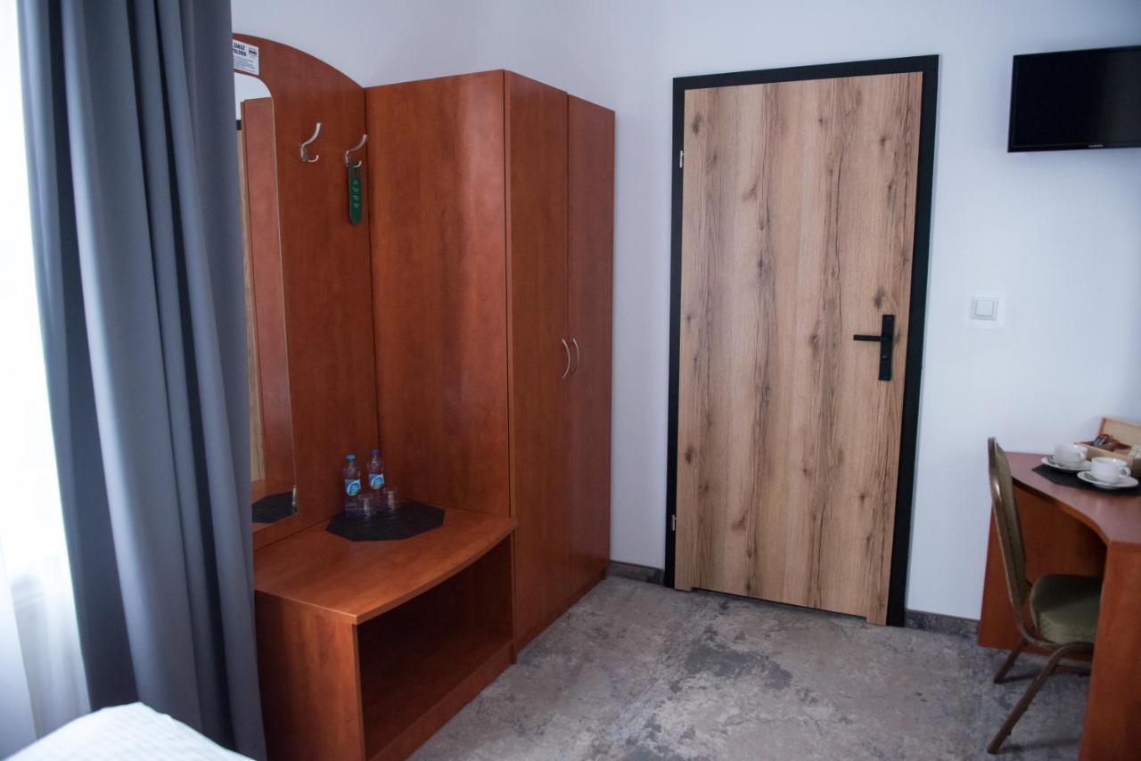 Hotel Paradiso Suchedniów 외부 사진